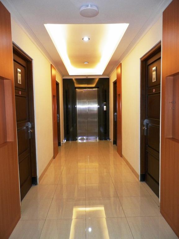 Maranatha Grand Hotel Джок'якарта Екстер'єр фото